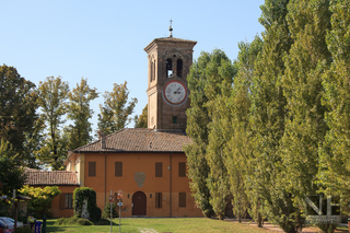 Kirche San Michele Arcangelo in Le Roncole in der Emilia Romagna, Italien (Le Roncole ist das Geburtsdorf des Komponisten Guiseppe Verdi)